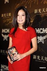 高清：赵薇婚后变乖乖女 称谢霆锋张柏芝为爱情榜样