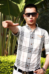 组图：《等待绽放》主创集体卖萌秀现场照