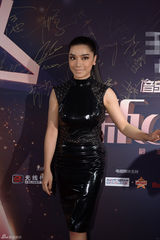 组图：众星出席新人盛典 周笔畅酷帅EXO压轴