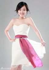 组图：薛佳凝甜美写真气质脱俗优雅