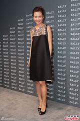 组图：张静初期待浪漫异国恋 高以翔力挺小S