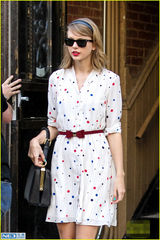 组图：斯威夫特蝴蝶结腰带配波点裙甜美可爱