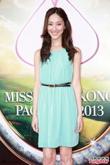 组图：港姐选拔二轮佳丽彩妆亮相变白富美