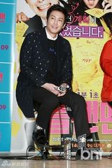 组图：韩智敏等宣传《Plan Man》与观众互动