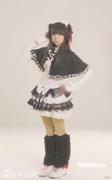 高清组图：萝莉歌手许雅涵拍写真娇俏可爱