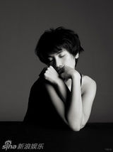 组图：李媛双重写真曝光 游走性感伶俐之间