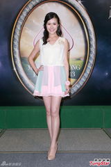 组图：候选港姐20强拉票会 王祖蓝曝牙缝有菜渣