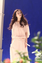 组图：范玮琪为公益歌曲拍摄MV 个唱邀吴佩慈站台