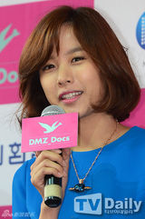 组图：金载沅赵允熙任纪录片电影节宣传大使