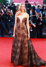 组图：第70届威尼斯电影节闭幕 红毯星光黯淡