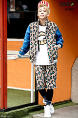 组图：TimeZ韩国街拍 展帅气青春活力