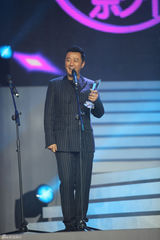 组图：乐视影视盛典举行 奖项花落各家