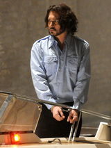 幻灯图集：德普威尼斯“被捕” 朱莉戏中妆容冷艳