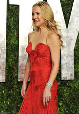 高清组图：凯特-哈德森透视礼服亮相奥斯卡派对