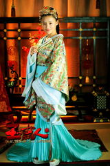 组图：《王的女人》推清纯版虞姬 知名造型师打造