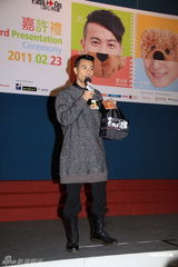 组图：梁汉文认可加重烟税 称吴国敬无忧虑感