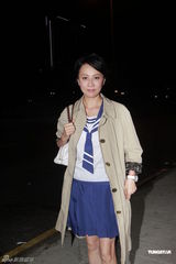 组图：曾志伟生日会指定穿校服 成龙刘嘉玲祝贺