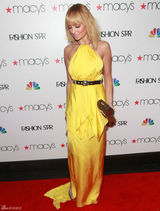 高清组图：好莱坞名媛妮可-里奇嫩黄色礼服亮相