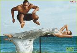 组图：美国奥运明星登杂志封面 大秀运动风