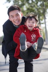 组图：《老有所依》曝剧照 刘涛张铎温馨瞬间