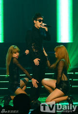 组图：韩团EXO等《MCD》劲舞 SISTAR夺冠