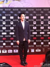 高清图：芭莎明星慈善夜开幕 众星走红毯星光熠熠 