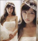 幻灯图集：香港书展销量冠军 Angelababy火辣写真