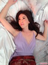 组图：温碧霞公开裸睡习惯 7位数代言床上用品