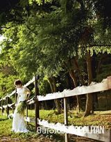 组图：海清登《COSMO》赭发白纱漫步轻舞