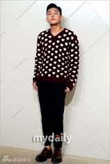 组图：金惠秀CL秀英等出席时尚品牌发布会