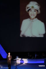 组图：费玉清台北启动巡演 献歌凤飞飞缅怀故人