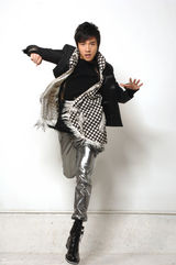 幻灯图集：俞灏明韩国宣传照曝光 潮男展成熟魅力