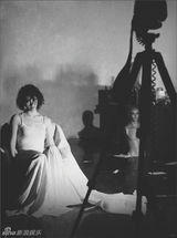 组图：孟京辉新戏《一个陌生女人的来信》剧照