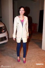 幻灯图：黄秋生潮人打扮抢镜 任贤齐首次挑战动作片