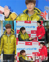 组图：李敏镐亮相粉丝签名会 大炫修长完美身型