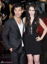 组图：《绑架》伦敦首映 泰勒-洛特纳拥丽莉亮相