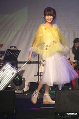 组图：阿福将与伍佰同台飙歌 自曝有舞台恐惧症