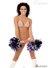 幻灯图集：NBA啦啦队美女凯拉-奥贝格性感美图