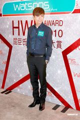 高清组图：郑嘉颖陈细洁邓萃雯黄百鸣出席品牌活动