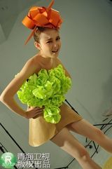 组图：花儿汪小敏大甩美女包袱 暴露搞怪本性