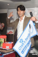 组图：车胜元台湾举行粉丝会 称最佳爱情是家人