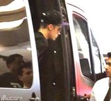 组图：比伯前往酒店神秘女子陪伴 共赴派对狂欢