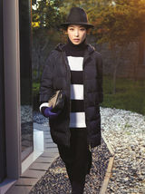 组图：倪妮优雅秋冬街拍 摩登搭配引领时尚风潮