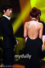 组图：金元俊Narsha等出席第39届韩国广播颁奖礼