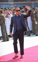 组图：莱昂纳多梁朝伟赵薇等齐聚青岛