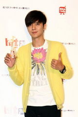 组图：罗志祥新专辑主打抒情歌 为旧爱selina加油