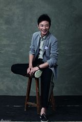 组图：罗晋型男写真时尚多变