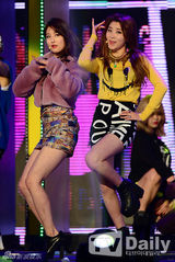 组图：少时等热爆首尔歌谣大奖 EXO大赢洒泪