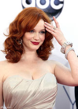 组图：《广告狂人》女星克里斯蒂娜酥胸荡漾