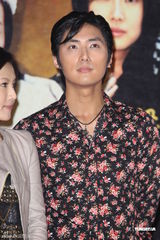 高清组图：《艋舺耀辉》与影迷同乐 收视破五就跳河